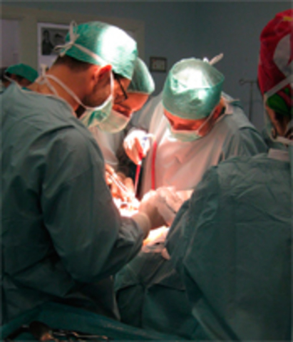 Partos por cirujanos