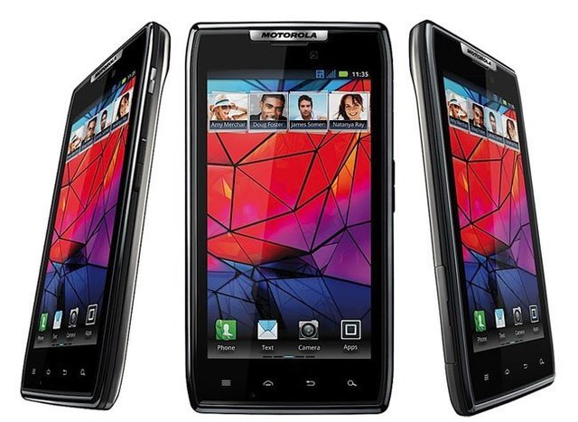 Mejor movil del 2012 (Motorola RAZR Maxx)