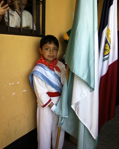 Mi primera vez como abanderado - Colegio Real del Valle