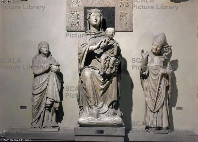 gruppo scultoreo della Chiesa di Santa Maria del Fiore a Firenze: Madonna della Natività e Madonna col bambino e i santi reparati di Duccio di Buoninsegna