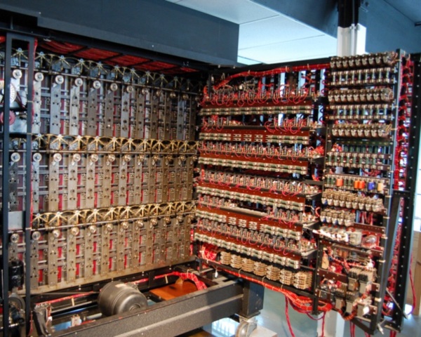 Alan Turing (Máquina bomba)