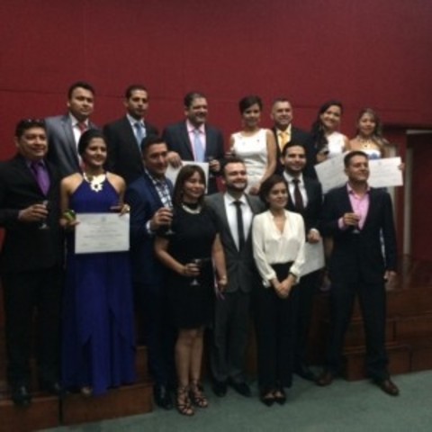 Mi titulo de Especialista en el Desarrollo Integral de la Infancia y la Adolescencia.