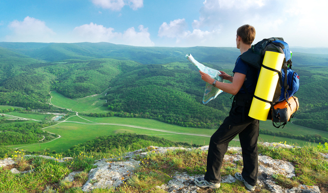 Se implanta la actividad turística en el medio rural.