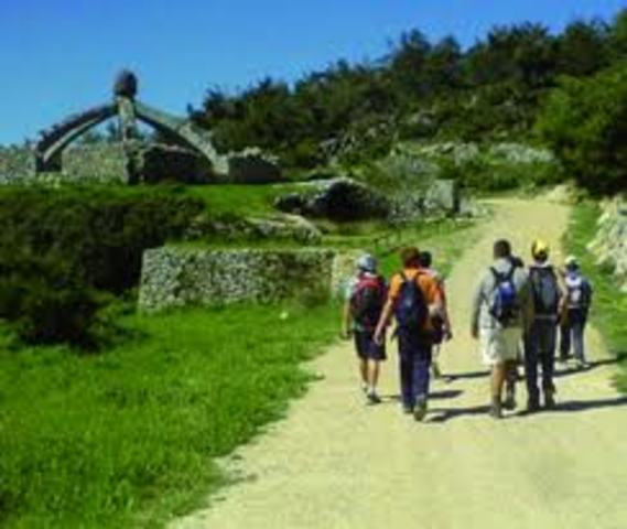 Implantación de actividades en España el medio rural resulta muy significativa para el desarrollo del turismo activo en sus territorios.