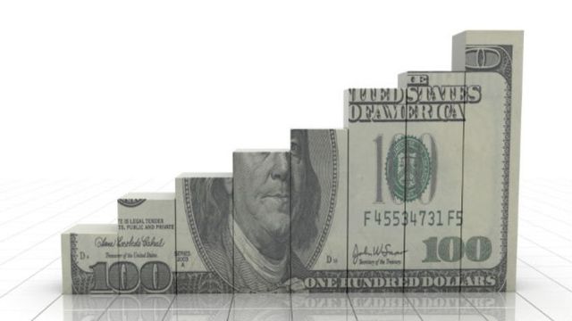 DOLAR SUPERA LA BARRERA DE LOS 3 MIL PESOS