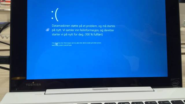 Se comete el "Error De Software"