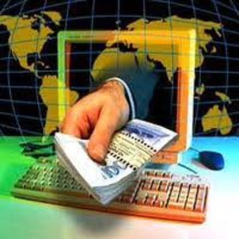 Primera relación comercial utilizando un ordenador.