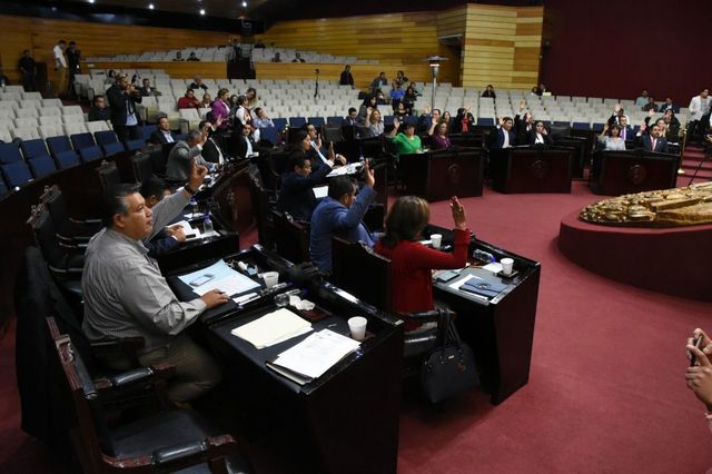 LA COMISIÓN DE GOBERNACIÓN DE LA CÁMARA DE DIPUTADOS DE LA LX LEGISLATURA APROBÓ UN DICTAMEN DE LA LEY PRESNTADA EN 2001