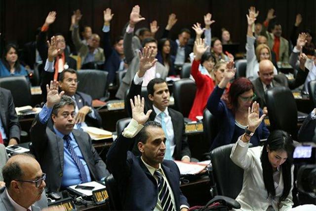 LOS MIEMBROS DEL CONGRESO DE LA UNIÓN APROBARON LA LEY FEDERAL DE PROTECCIÓN DE DATOS PERSONALES EN POSESIÓN DE LOS PARTICULARES