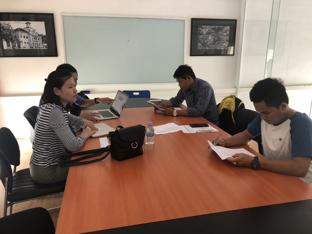 Meeting with IT teachers at Sisovat High School