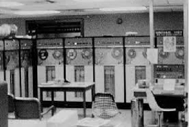 PRIMERA GENERACIÓN ( 1946-1958)