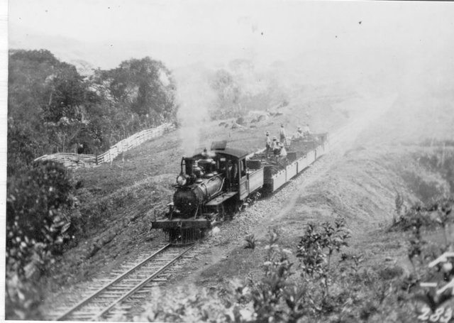 Tesis doctorales sobre las vías férreas en Colombia (1940 - 1950)