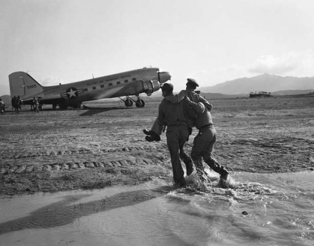 Las persecuciones, detenciones y ejecuciones eran continuas en ambos lados.