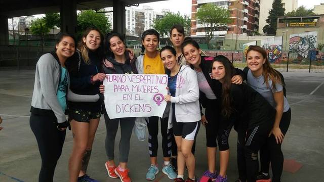 Turno vespertino en el Dickens