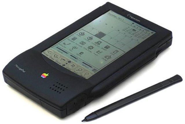 Se crea el Apple Newton
