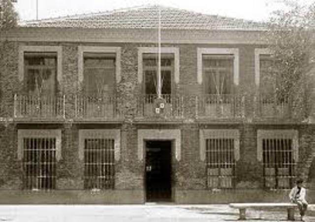 Escuela Superior de Magisterio.