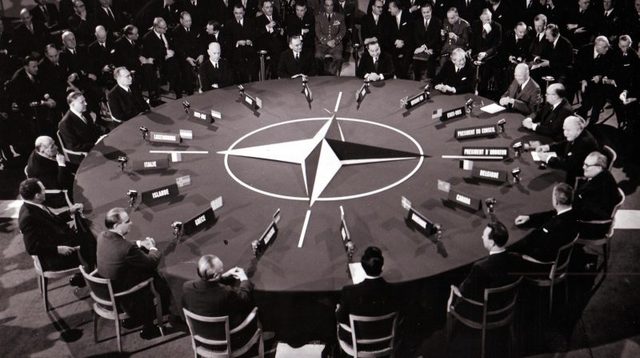 La OTAN y el pacto de Varsovia