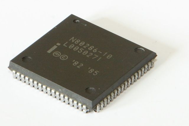 El Intel 80286