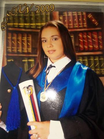 GRADUACIÓN DE EDUCACIÓN TÉCNICA COMO HIGIENISTA ORAL