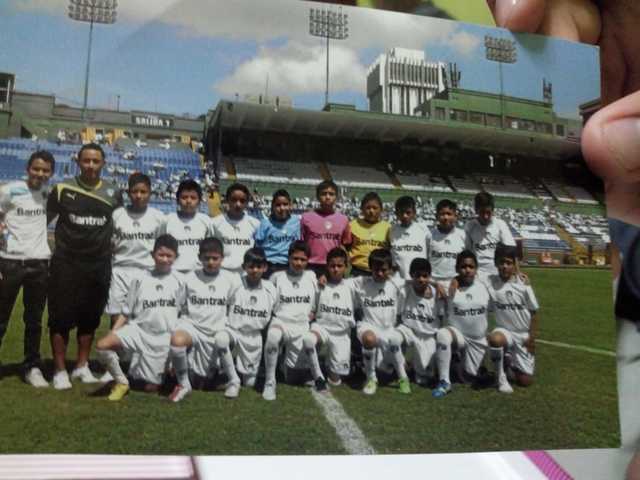 Primer partido en un estadio nacional