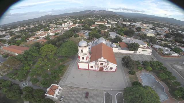 LA CONQUISTA DE LA REGIÓN DE LOS ANDES