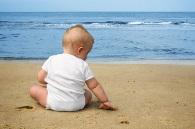 primo bagnetto al mare