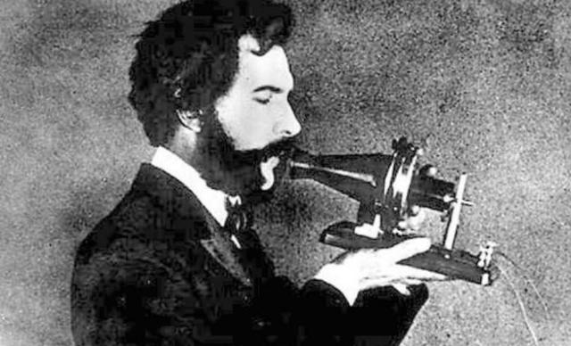 1876  A. Graham Bell inventa el Teléfono