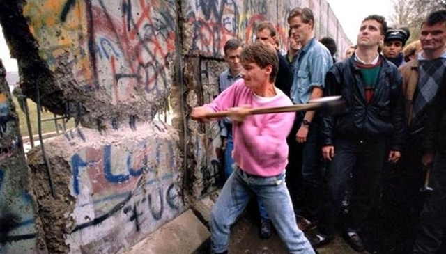 Cae el muro de berlin
