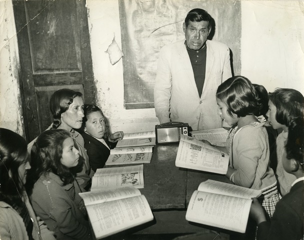 Escuela Radiofónica