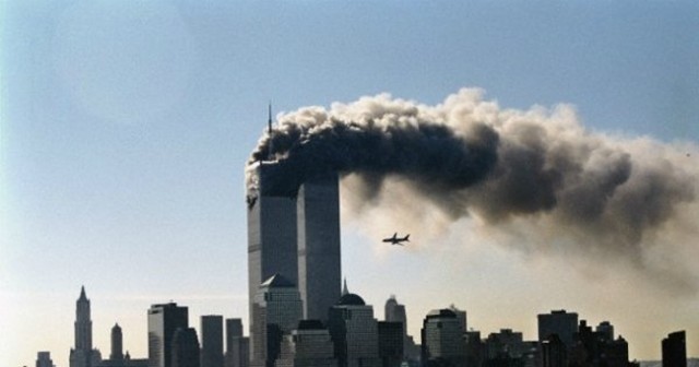 Caen las torres gemelas