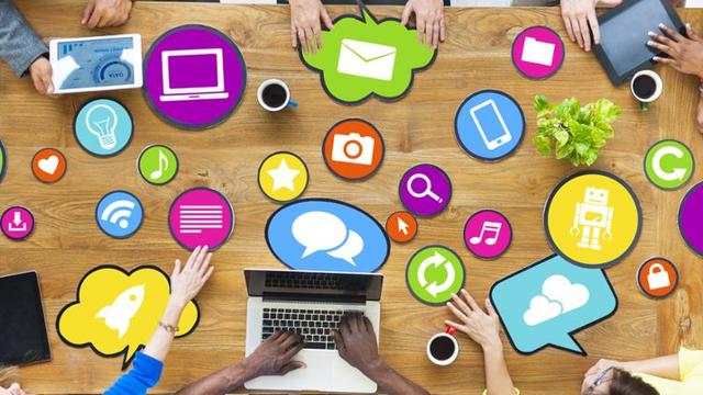 Medios de comunicación social y enseñanza