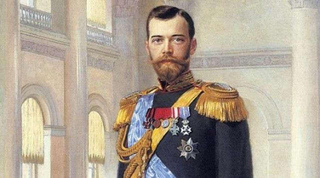 Inicia el reinado del Zar Nicolás II
