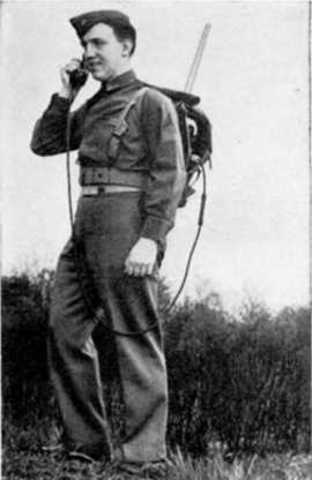 the SCR-194 and 195 the first portable AM radios