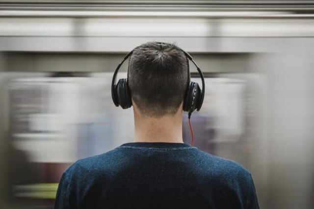 Noise-Cancelling Headphones