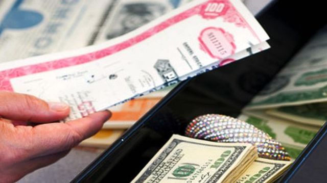 Primera emisión de bonos en el mercado internacional