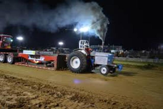 truck pull and tractor pull