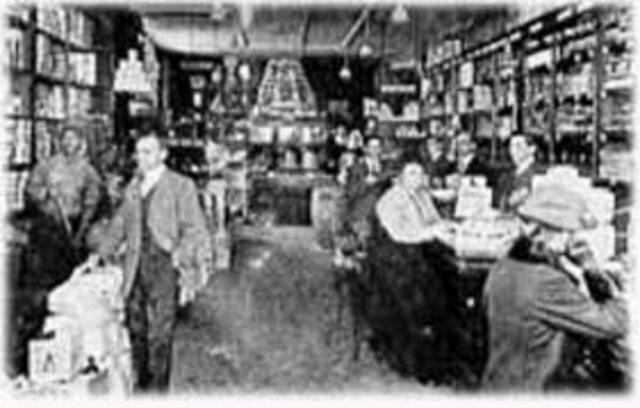 la primera cadena de tiendas detallistas