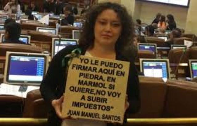 reforma de la constitución en el gobierno de Juan Santos (2010-2013)