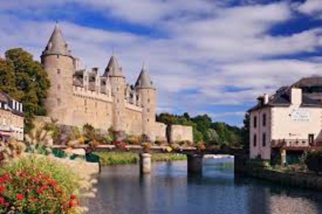 En Bretaña comienzan a circular las órdenes de dinero postales