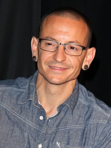 Chester Bennington Dies