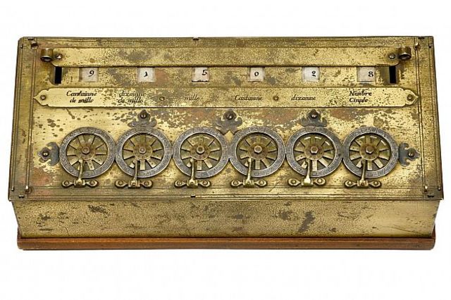 First Mechanical Computer