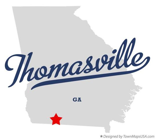 Yo mudé a Thomasville cuando tenía tres años.