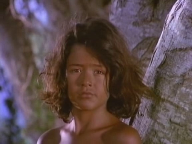 VIERNES LEAVES ROBINSON