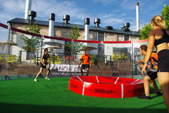 where is currently played?