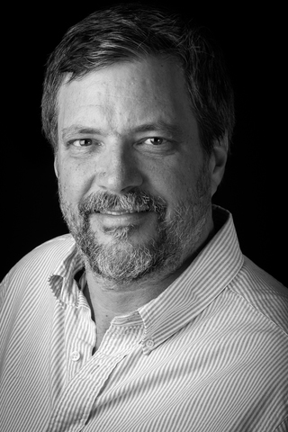 Nos vamos a 1987Thomas Knoll, candidato a doctorado en visión de ordenadores.