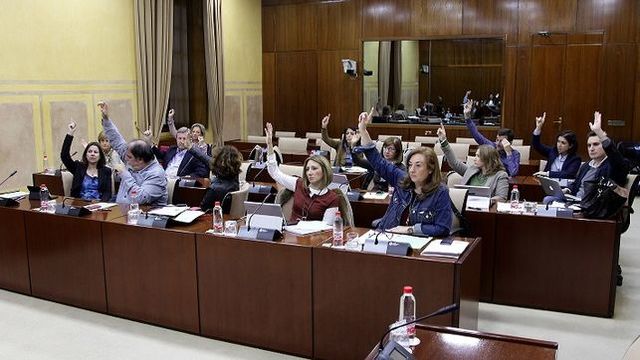 Aprobación del dictamen de referencia