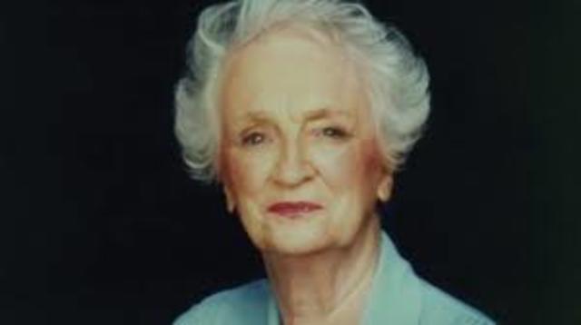 PROFESIONALIZACIÓN DE LA ENFERMERIA