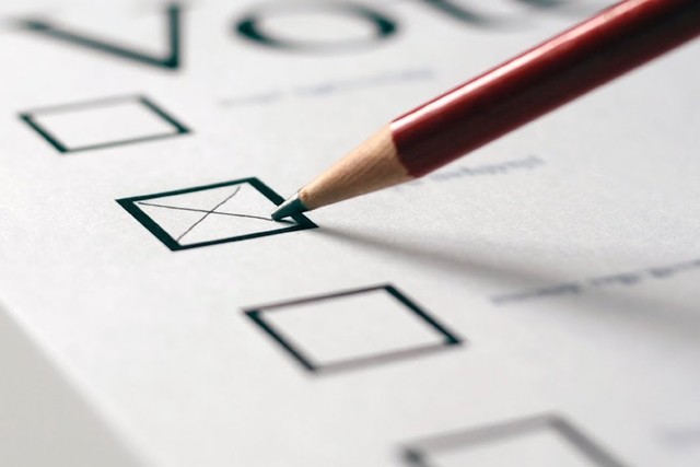 Votos por el dictamen