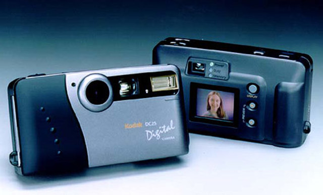 Kodak® lanza el modelo DC-25