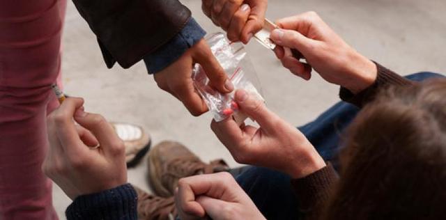 Matías y el Oso se enfrentan